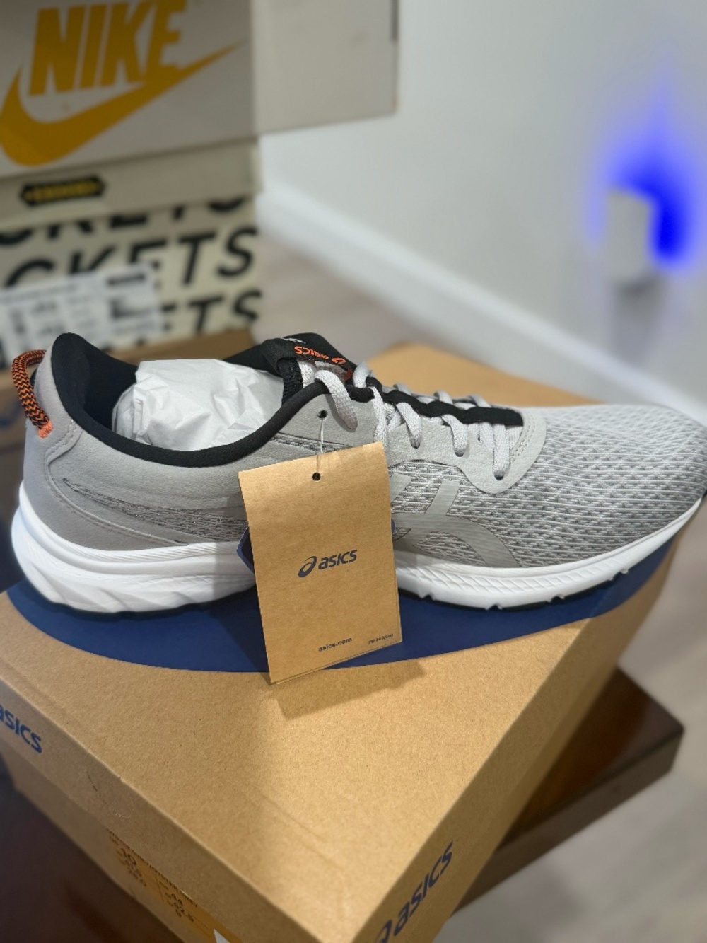 Asics Gel-Kumo Lyte 2 Oyster Grey Running Shoes 1011B043-020 Men's Size 11